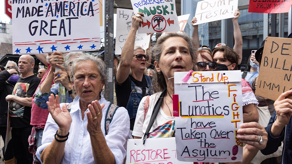 Protestas Tesla Takedown: Acciones Globales y Controversia