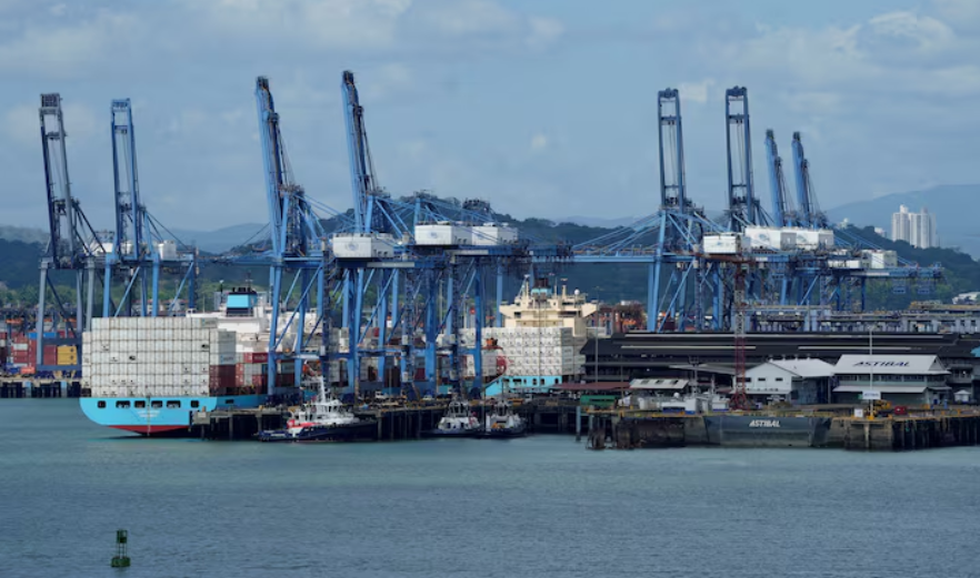China revisará venta de puertos de CK Hutchison a BlackRock