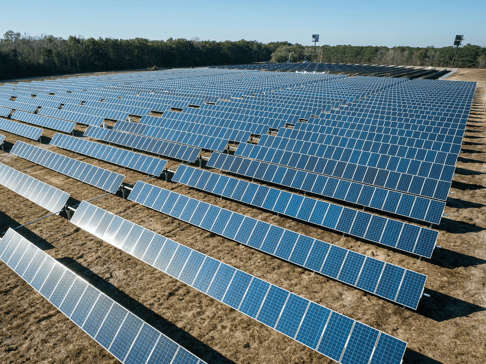 EE.UU. impone altas tarifas a celdas solares del Sudeste Asiático