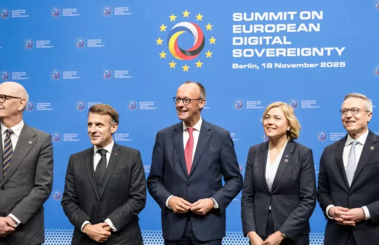 UE: Debate Sobre la Regularización de la IA y el Retraso Propuesto por Francia y Alemania