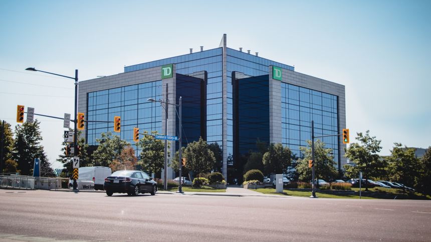 Despidos en TD Bank: Reestructuración con Enfoque en Tecnología Digital y AI