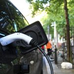 Hitachi ZeroCarbon y MUFG Facilitan Electrificación de Flotas