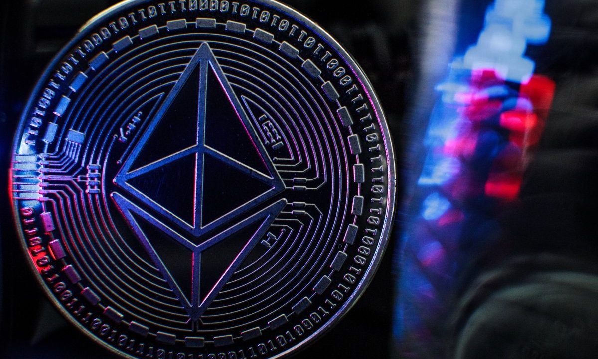 Profesor en Chile despedido por minar criptomonedas