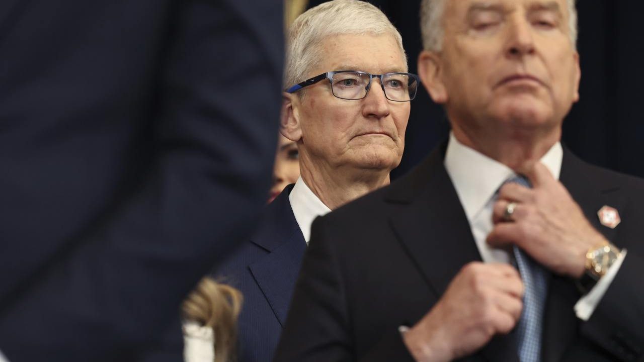 CEO de Apple desafía ley de seguridad infantil en Texas