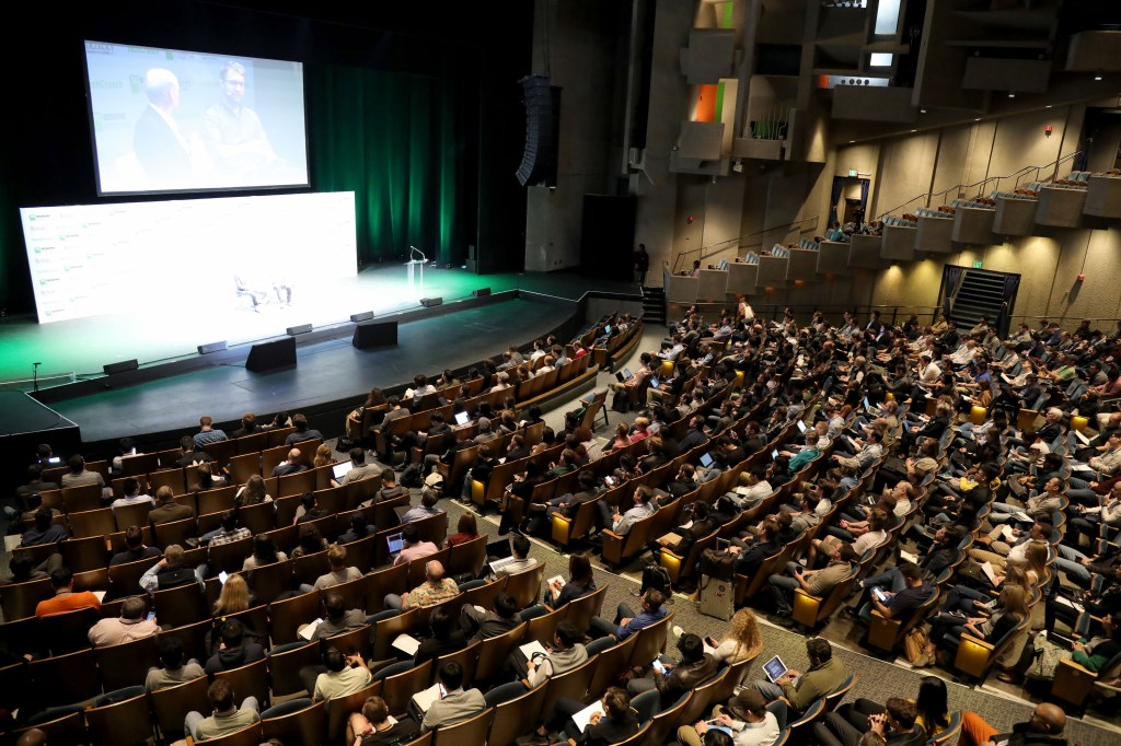 Evento de TechCrunch AI Impulsa Conexiones y Estrategias Innovadoras
