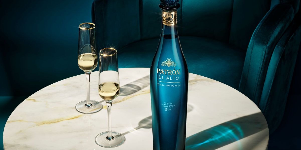 Tequila Exclusivo del All-In Podcast se Agota en Su Lanzamiento