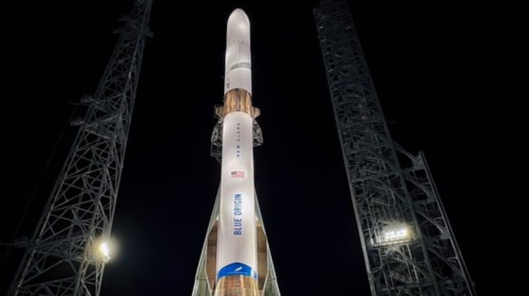 Blue Origin retrasa segundo vuelo del mega-cohete New Glenn a agosto