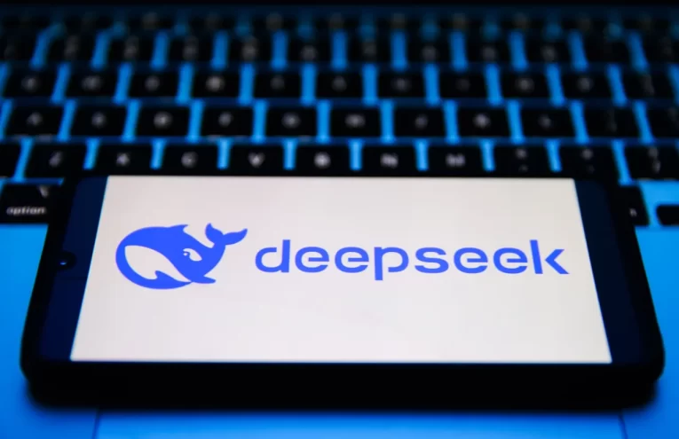 Alemania pide retirar DeepSeek de Apple y Google por protección de datos