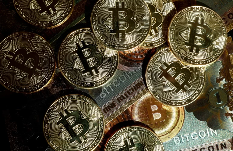 Trump Media acumula bitcoins: USD $2.000 millones en criptomonedas