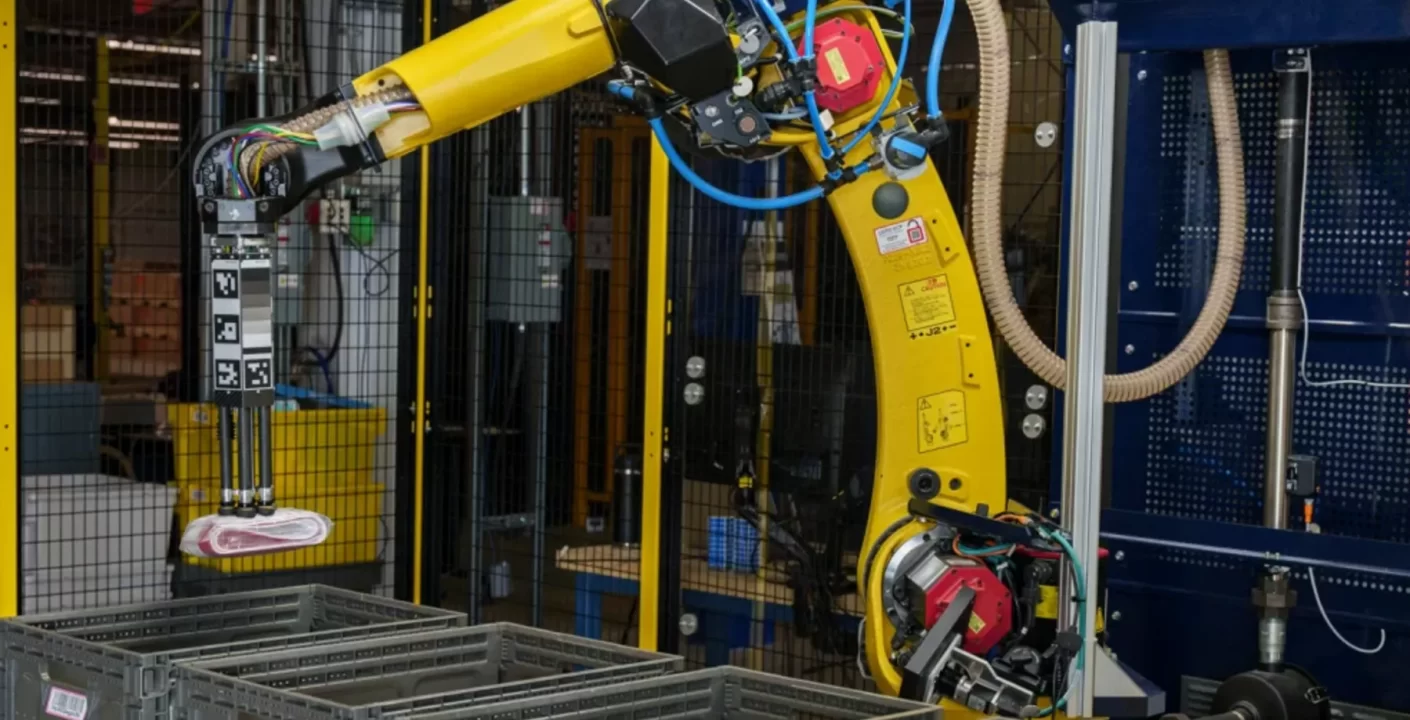 Amazon alcanza un millón de robots con nueva IA generativa