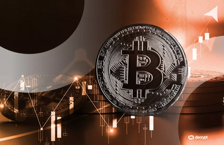 Bitcoin en Tensión: Michael Saylor Insta a la Resiliencia en Mercado Volátil