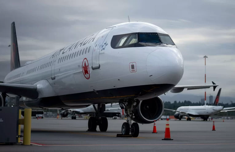 Air Canada enfrenta aumento de devoluciones de cargo tras huelgas