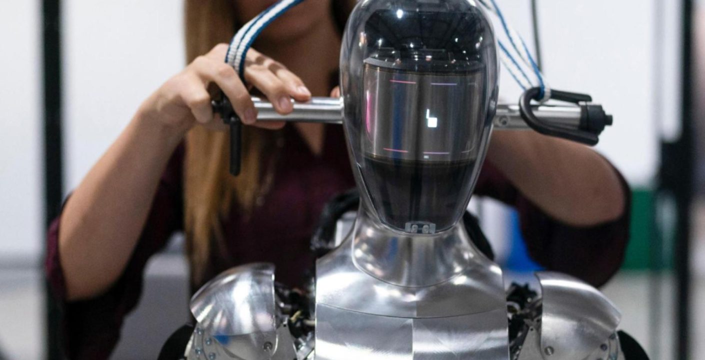 OpenMind Robotics Revoluciona con su Android para Humanoides