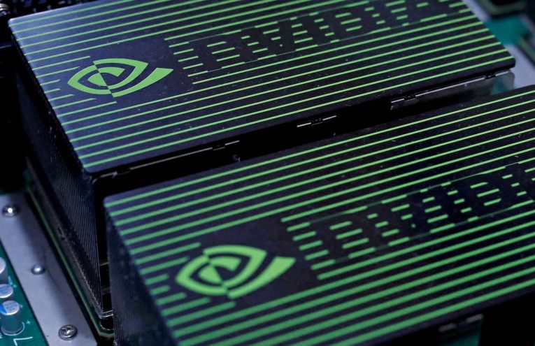China Prohíbe Chips Nvidia RTX 6000D y Escala Tensión Tecnológica