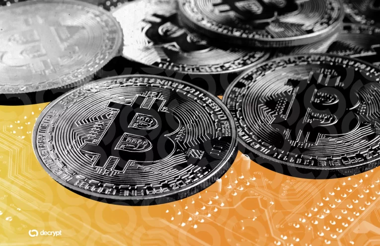 Bitcoin Core: La Controvertida Actualización que Agita la Comunidad