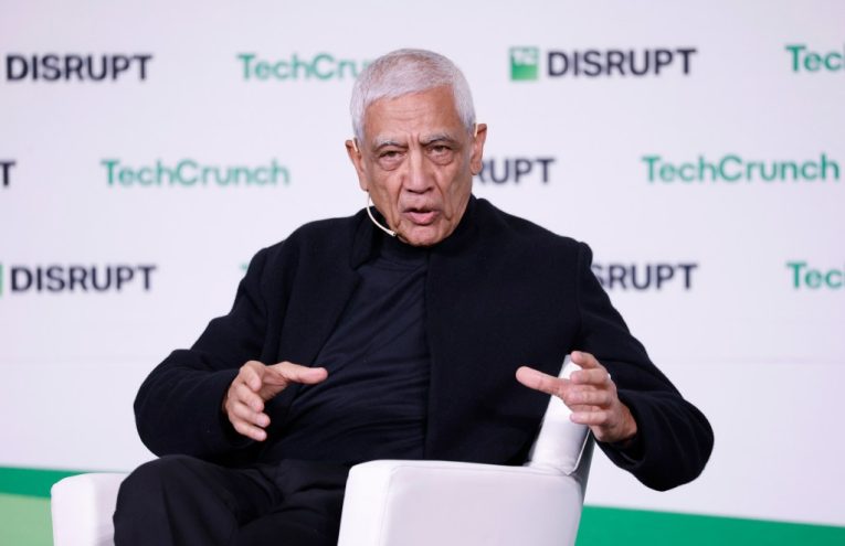 Participación gubernamental propuesta para mitigar impacto de la inteligencia artificial