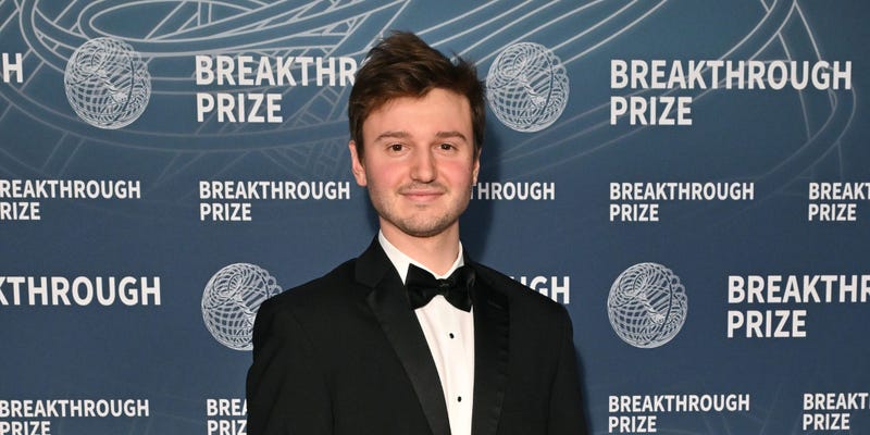 Jack Dorsey Respalda diVine: El Renacer de Vine con Seguridad Contra IA