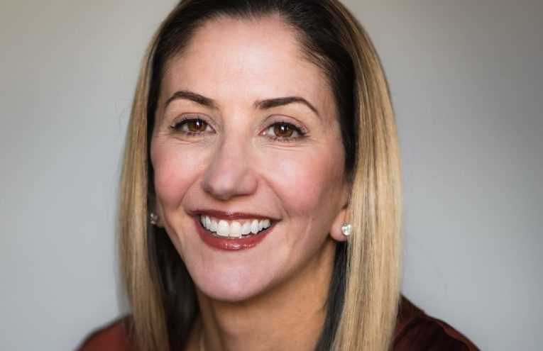 Exlíder de Ventas de OpenAI se Une a Acrew Capital en el Mundo del Venture Capital