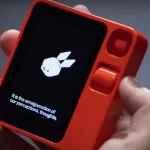 Apple Desarrolla su Propio AI Wearable para Competir con OpenAI