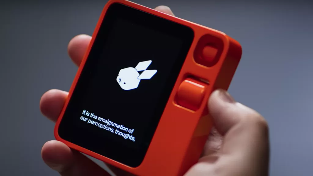 Apple Desarrolla su Propio AI Wearable para Competir con OpenAI