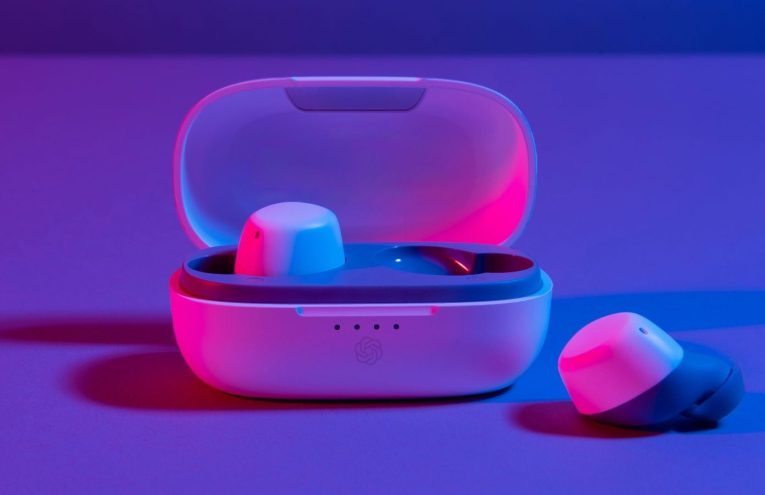 OpenAI Presentará Innovadores Earbuds con IA en 2026