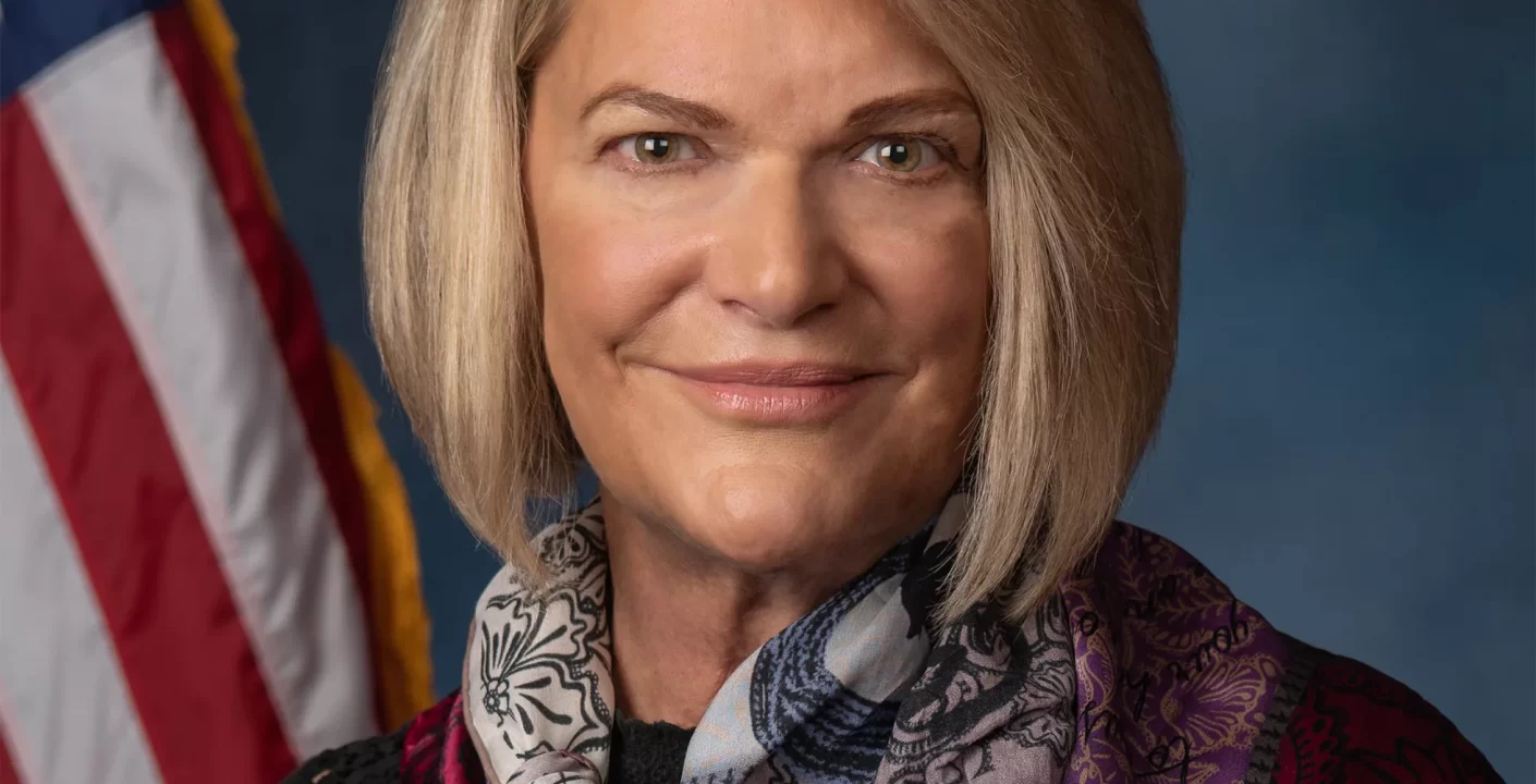 Cynthia Lummis Deja el Senado: Impacto en el Mundo Cripto