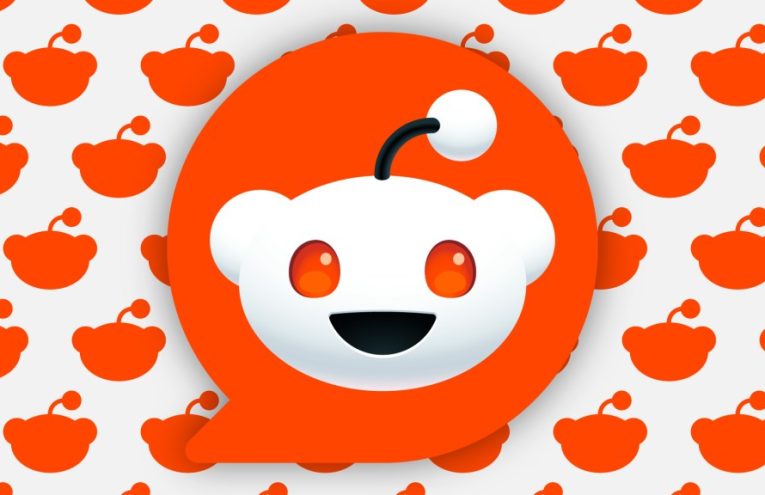 Fraude Viral en Reddit: Descubren Post de IA en Entrega de Comida