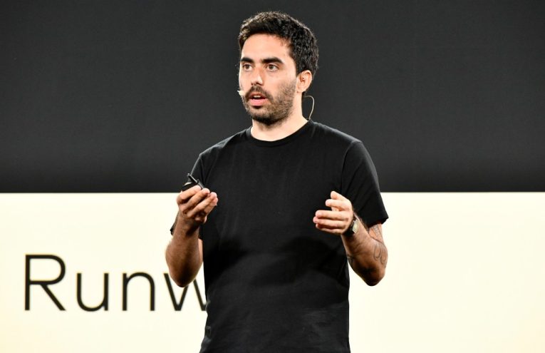 Runway Inversión: Video IA Capta $315M y Valuación de $5.3B